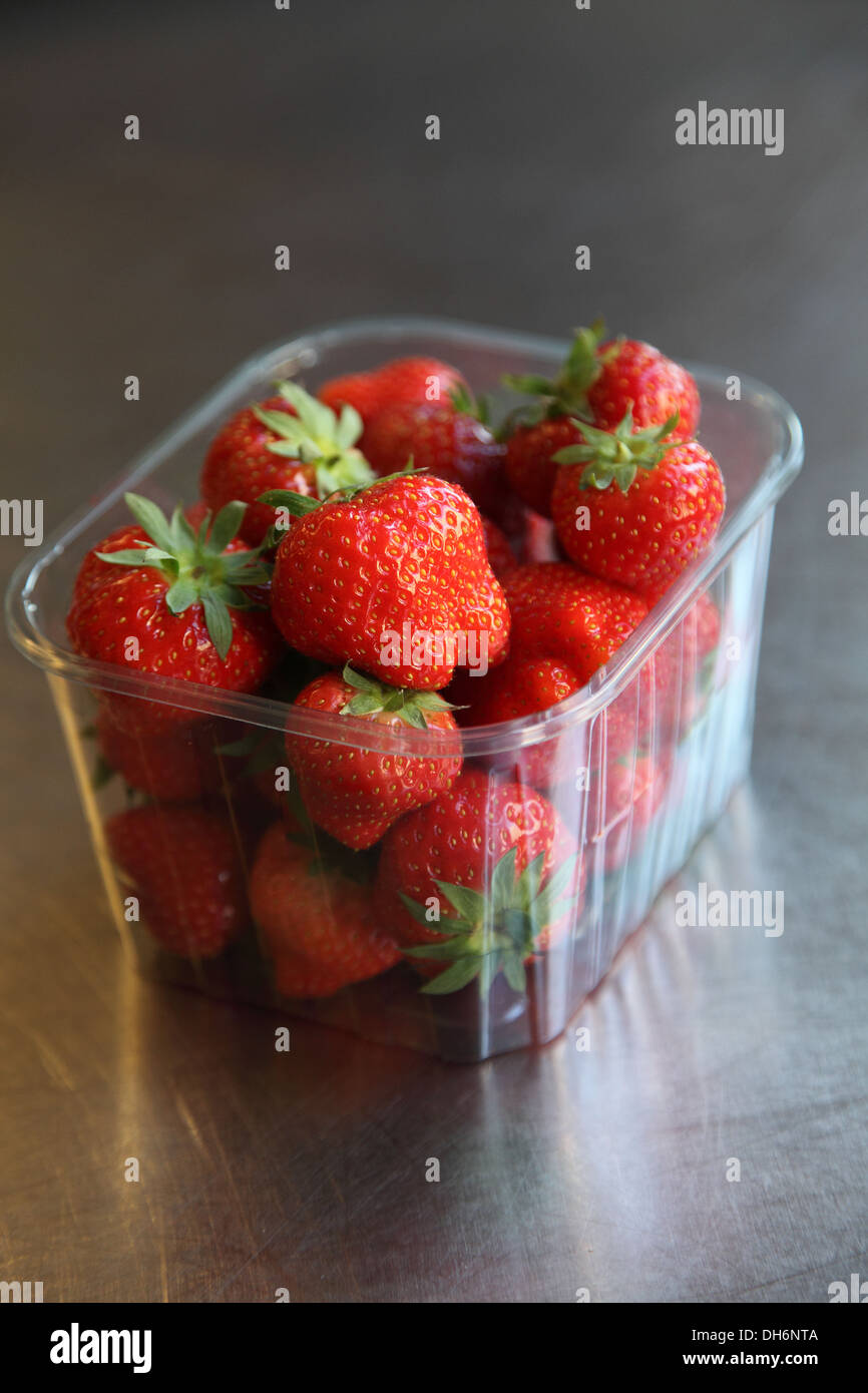 A selection of juicy sweet strawberries Stock Photo - Alamy