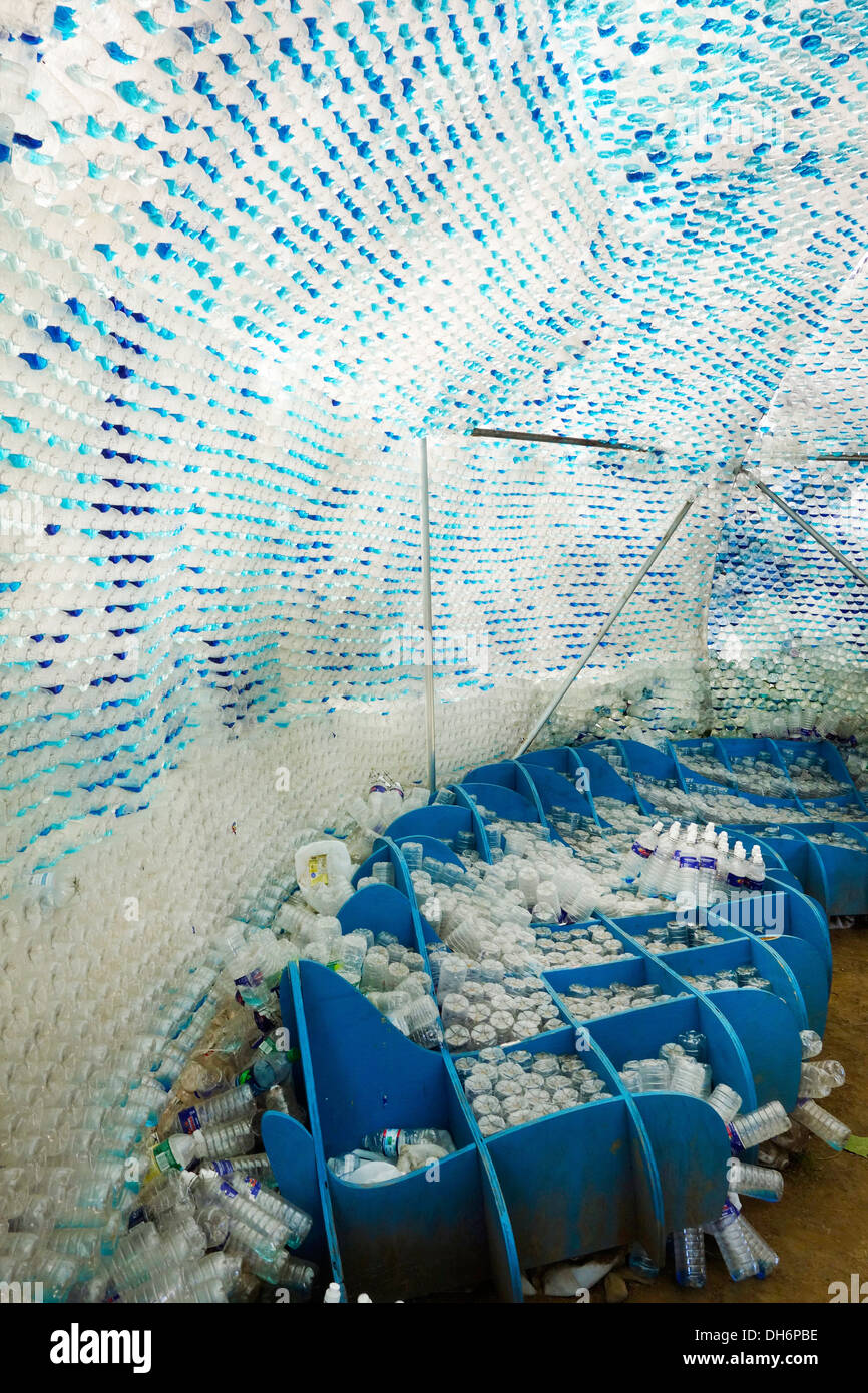 Head in the Clouds pavilion on Governors Island Stock Photo Alamy