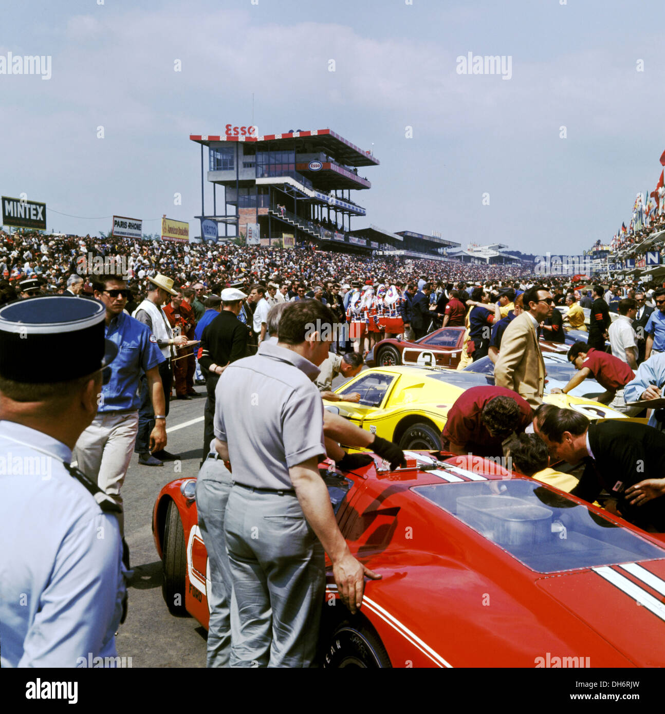 The pits pre start at Le Mans with Ford Mark IV cars, foreground is the winning car of AJ Foyt-Dan Gurney, France 11 June 1967. Stock Photo