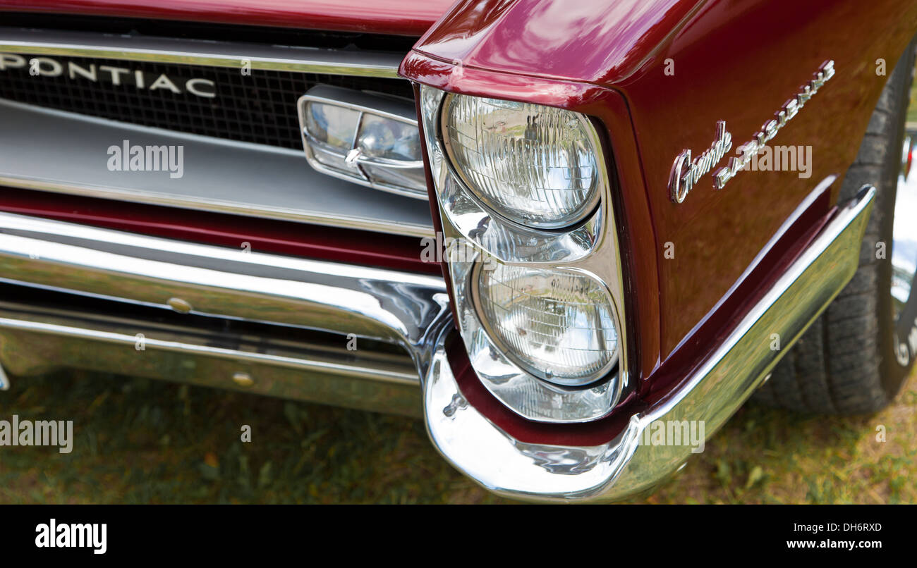 Pontiac Grande Parisienne, Classic American Custom Car, seen at Show and Shine in Granum Alberta, headlamp detail Stock Photo