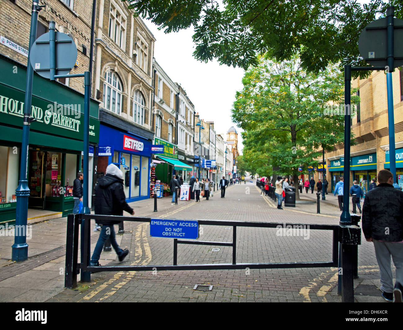 Woolwich town centre hires stock photography and images Alamy