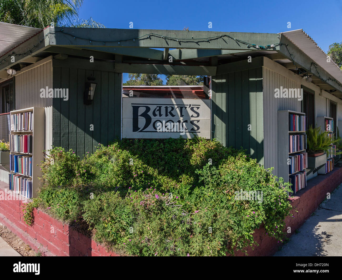 Bart's Books, Ojai, California the bookstore is open 24/7 & keeps Stock