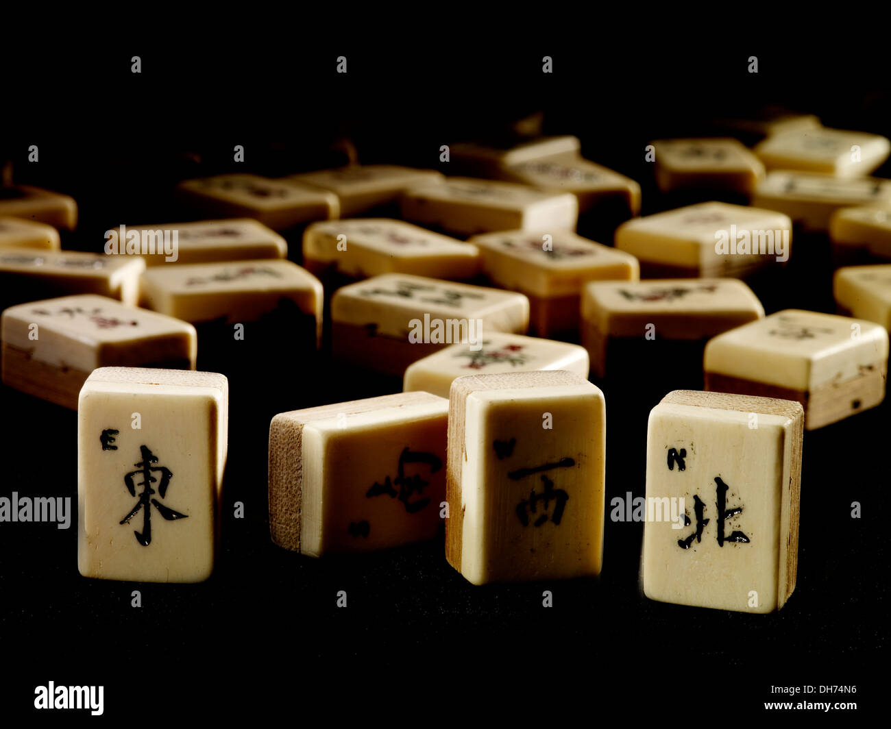 Antique mahjong tiles hi-res stock photography and images - Alamy