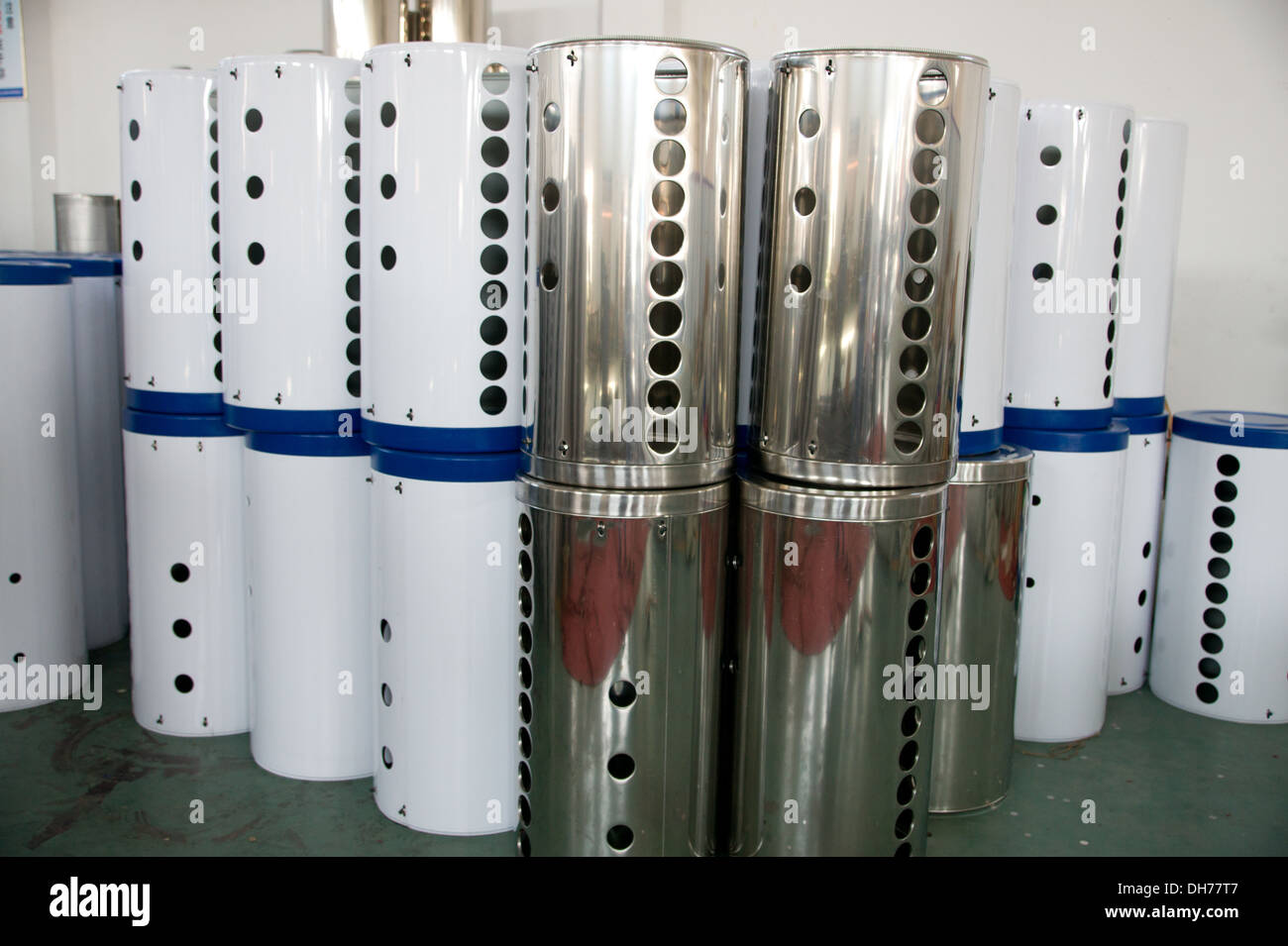 Tanks of vacuum tube solar water heaters Stock Photo Alamy