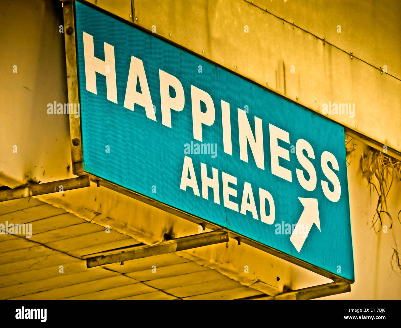 Notice Board Showing Happiness Ahead Hi res Stock Photography And