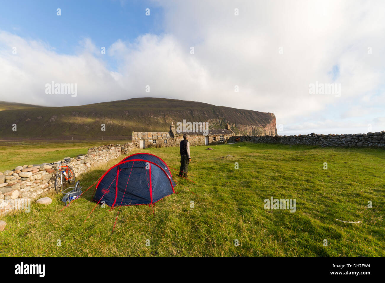 Wild Camping In Orkney Stock Photo Alamy
