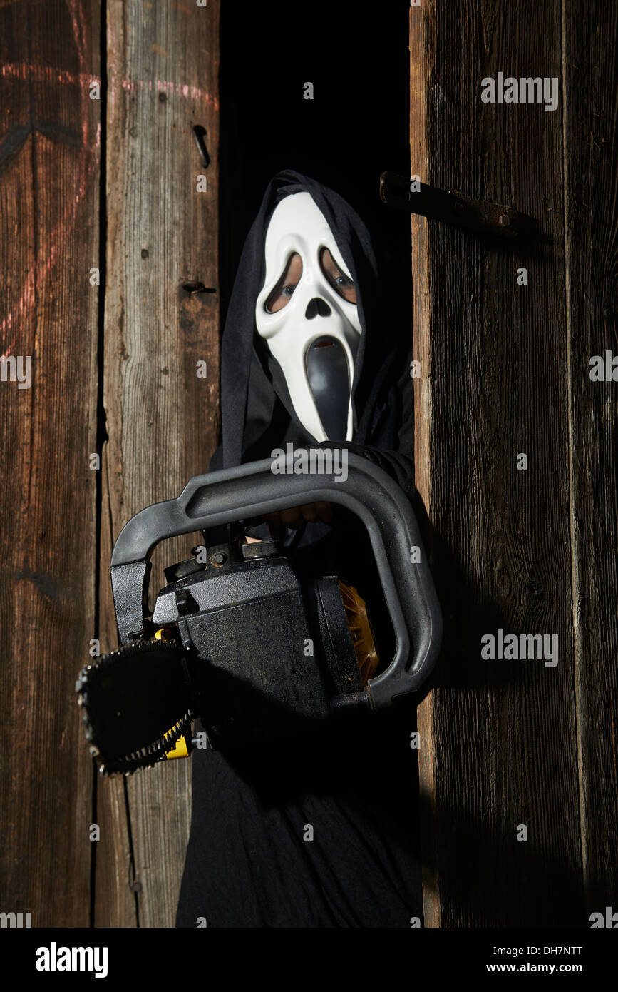 Scary Movie Scream Face Mask  Scream mask, Scary scream, Scary movies