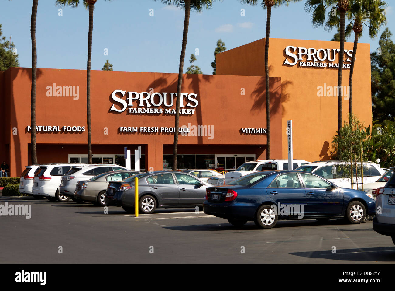 Sprouts neighborhood farmers market grocery store front and logo in Tustin California. A chain of specialty grocery stores Stock Photo
