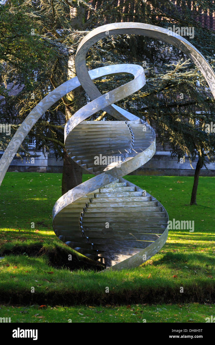 Dna double helix sculpture hires stock photography and images Alamy