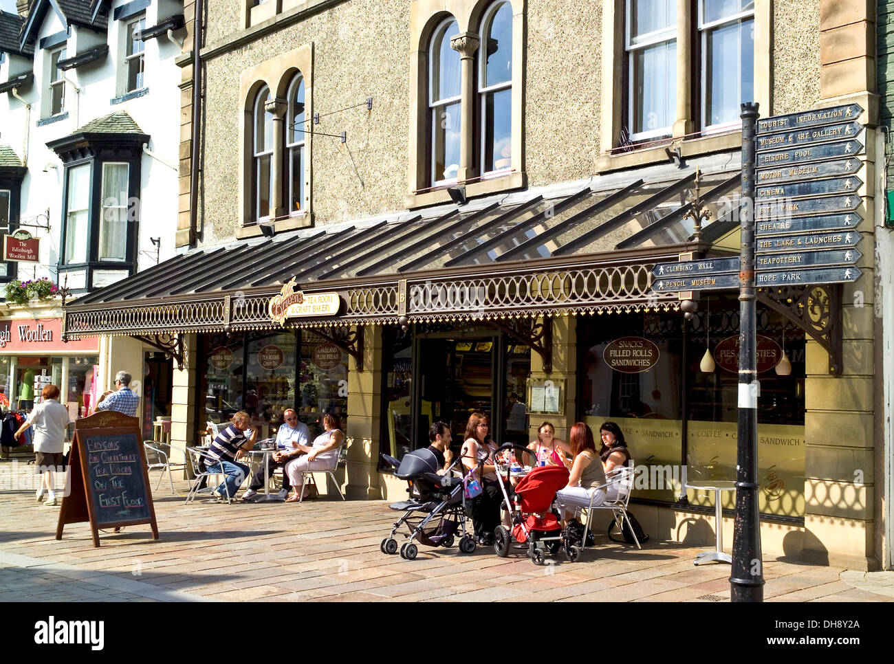 Cafe Keswick High Resolution Stock Photography and Images - Alamy