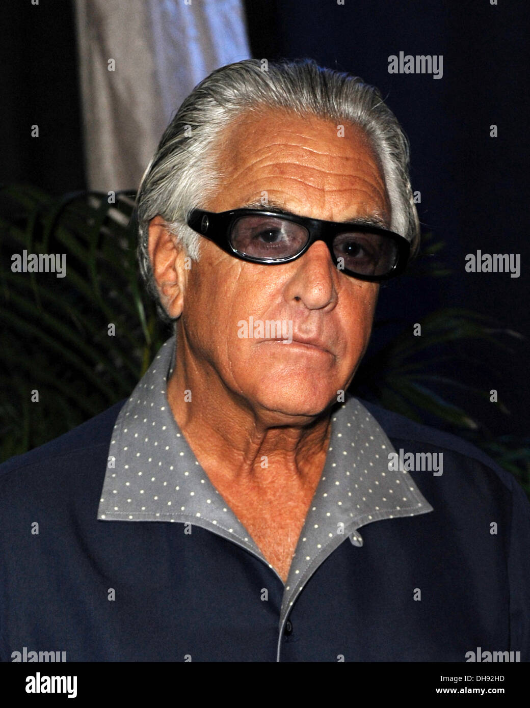 Storage wars hires stock photography and images Alamy