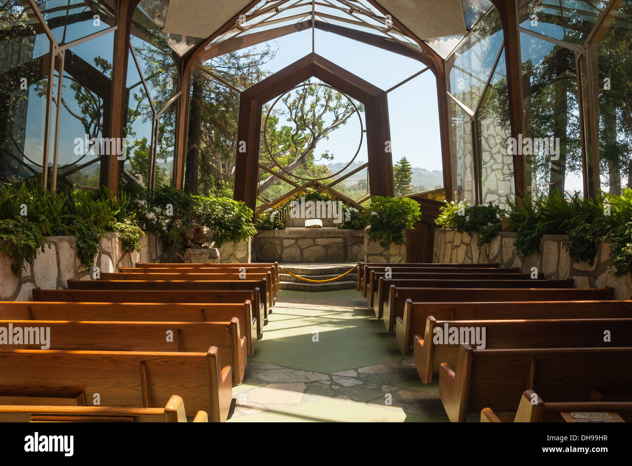 Wayfarers Chapel, designed by Lloyd Wright and located on the cliffs of Rancho Palos Verdes near Los Angeles, California. (USA) Stock Photo