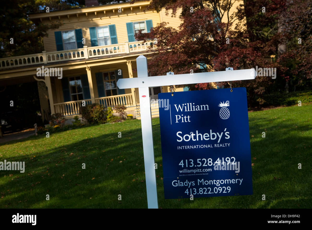 Sothebys hires stock photography and images Alamy