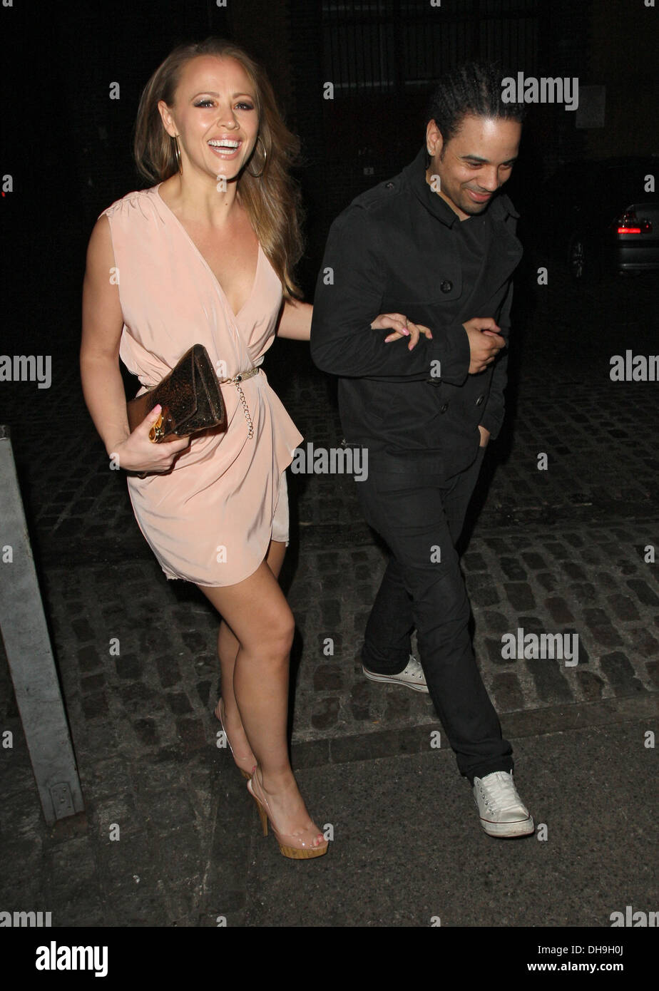 Kimberley Walsh Leaving Gilgamesh With Her Boyfriend Justin Scott Stock Photo Alamy