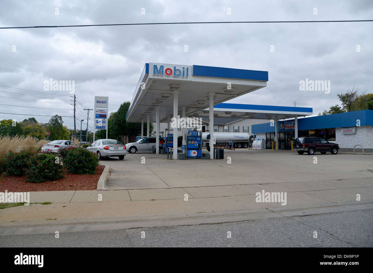 Mobil gas station forecourt in a small American town, Illinois USA Stock Photo