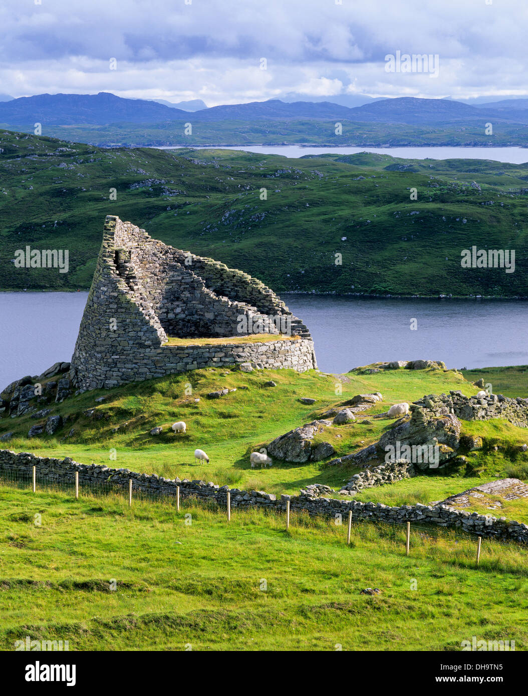 Dun Carloway. Broch on the Isle of Lewis, Outer Hebrides, Western Isles, Scotland, UK. Stock Photo