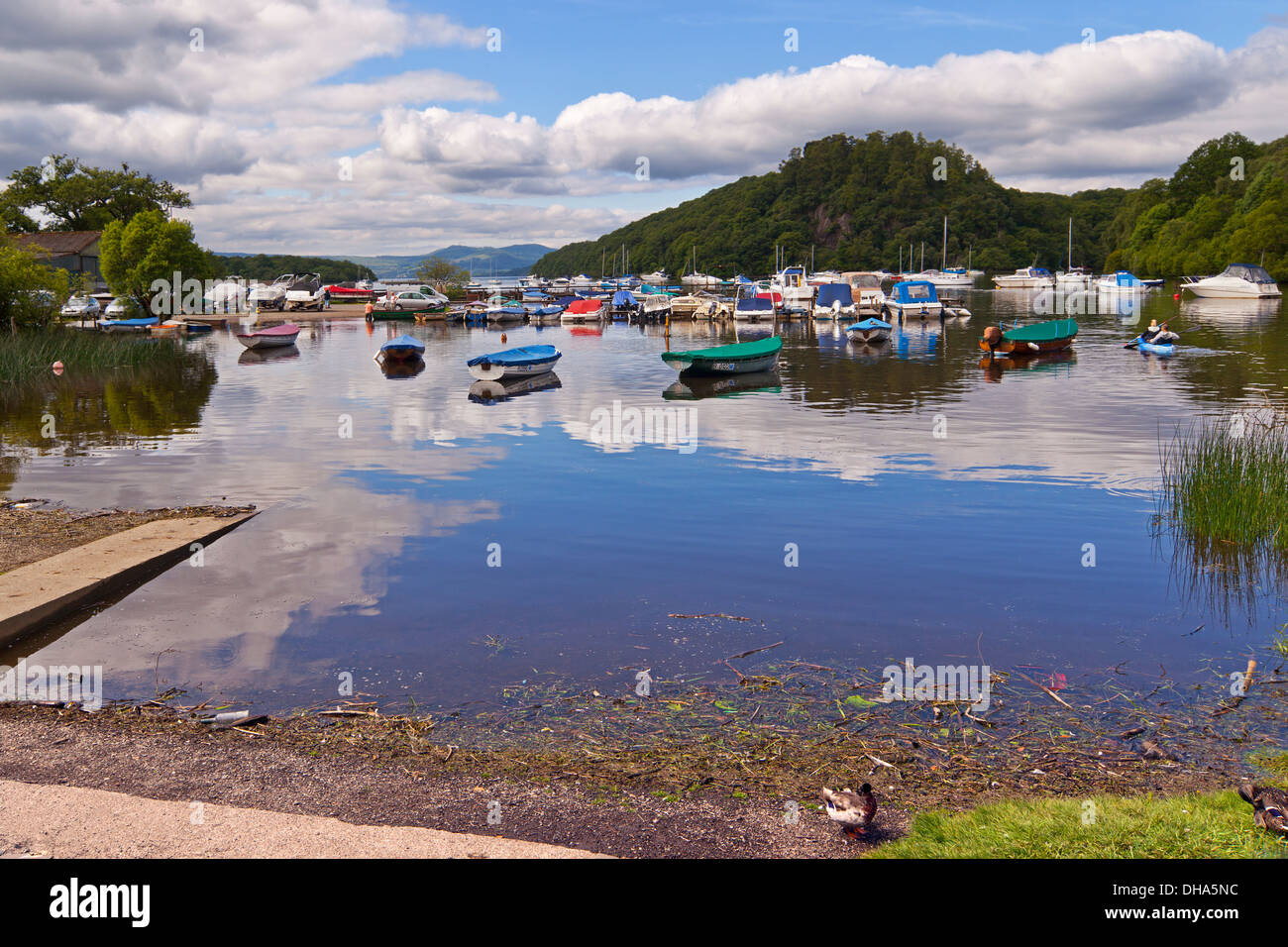 Boats moored on Loch on Lomond at Balmaha, Scotland Stock Photo - Alamy