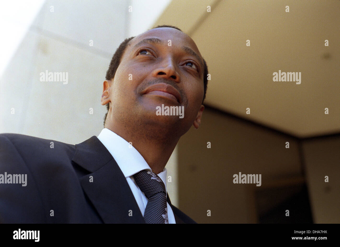 ipjr08065920nov 2002 Johannesburg South Africa patrice motsepe