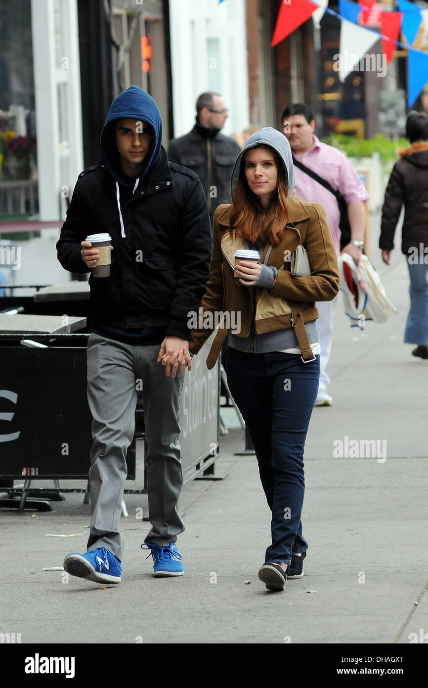 Kate Mara and her boyfriend Max Minghella out and about in Manhattan New  York City USA - 12.04.12 Stock Photo - Alamy