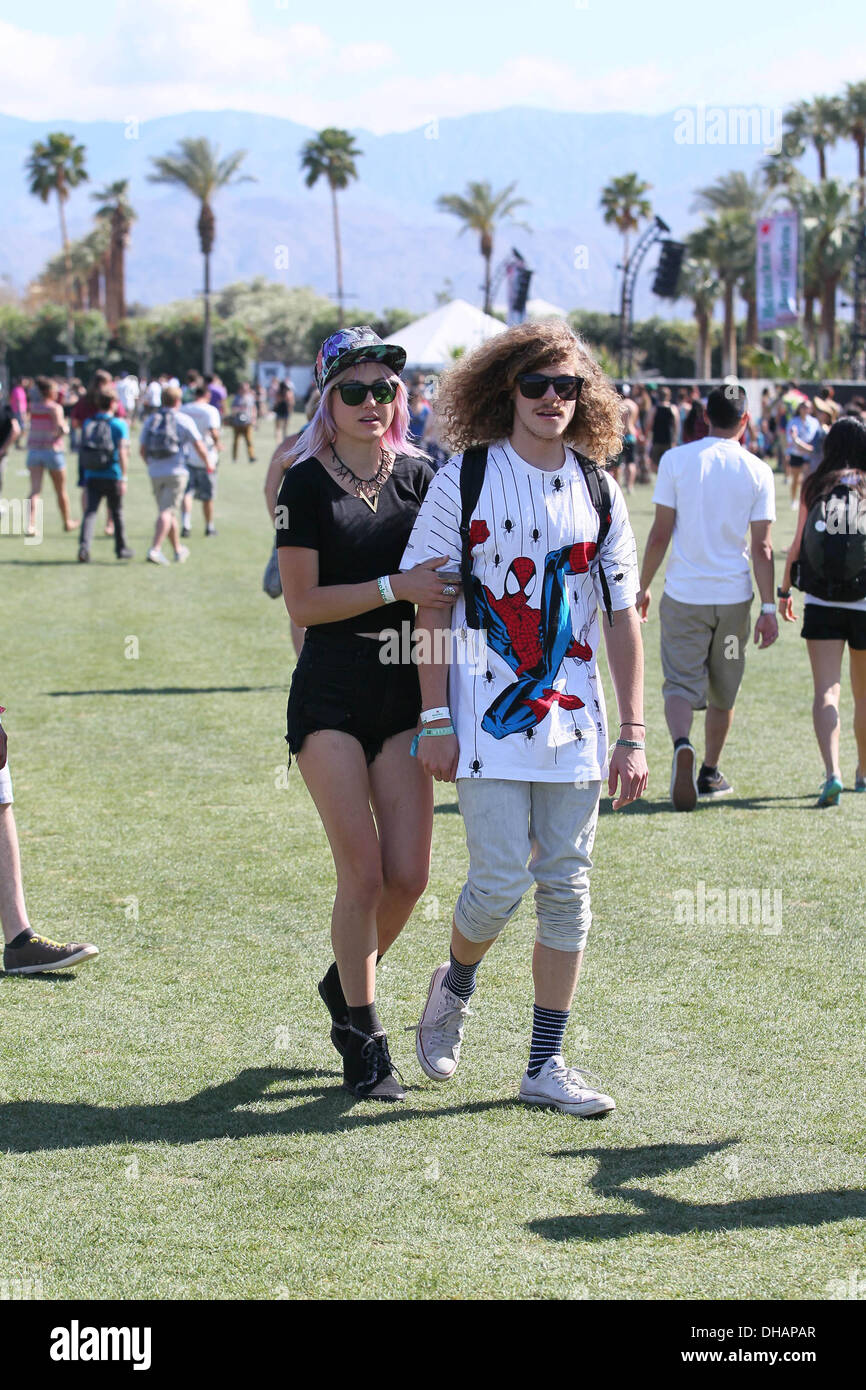 Workaholics star Blake Anderson and girlfriend Rachel Finley ...