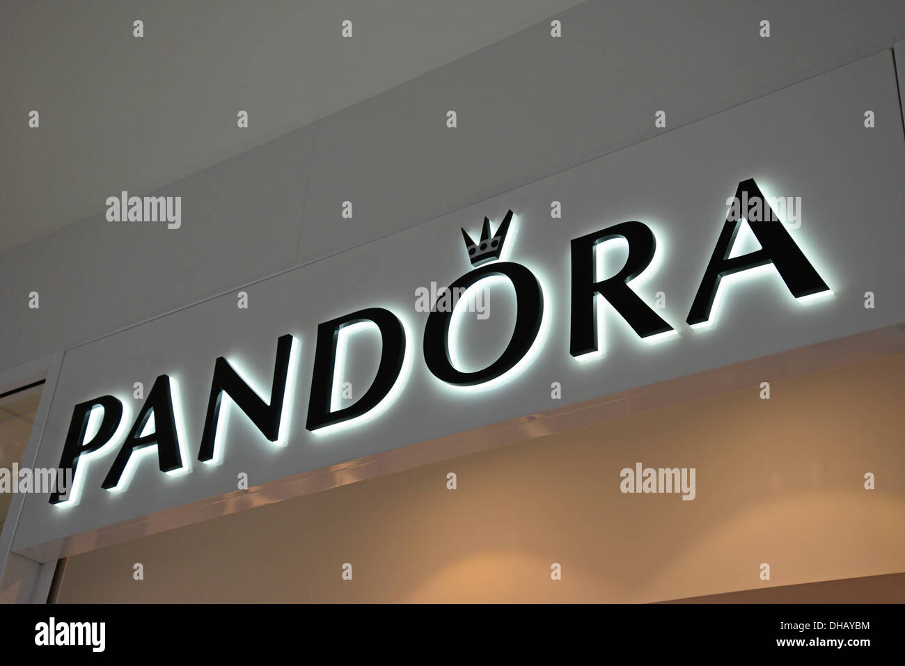 Pandora sign hi-res stock photography and images - Alamy