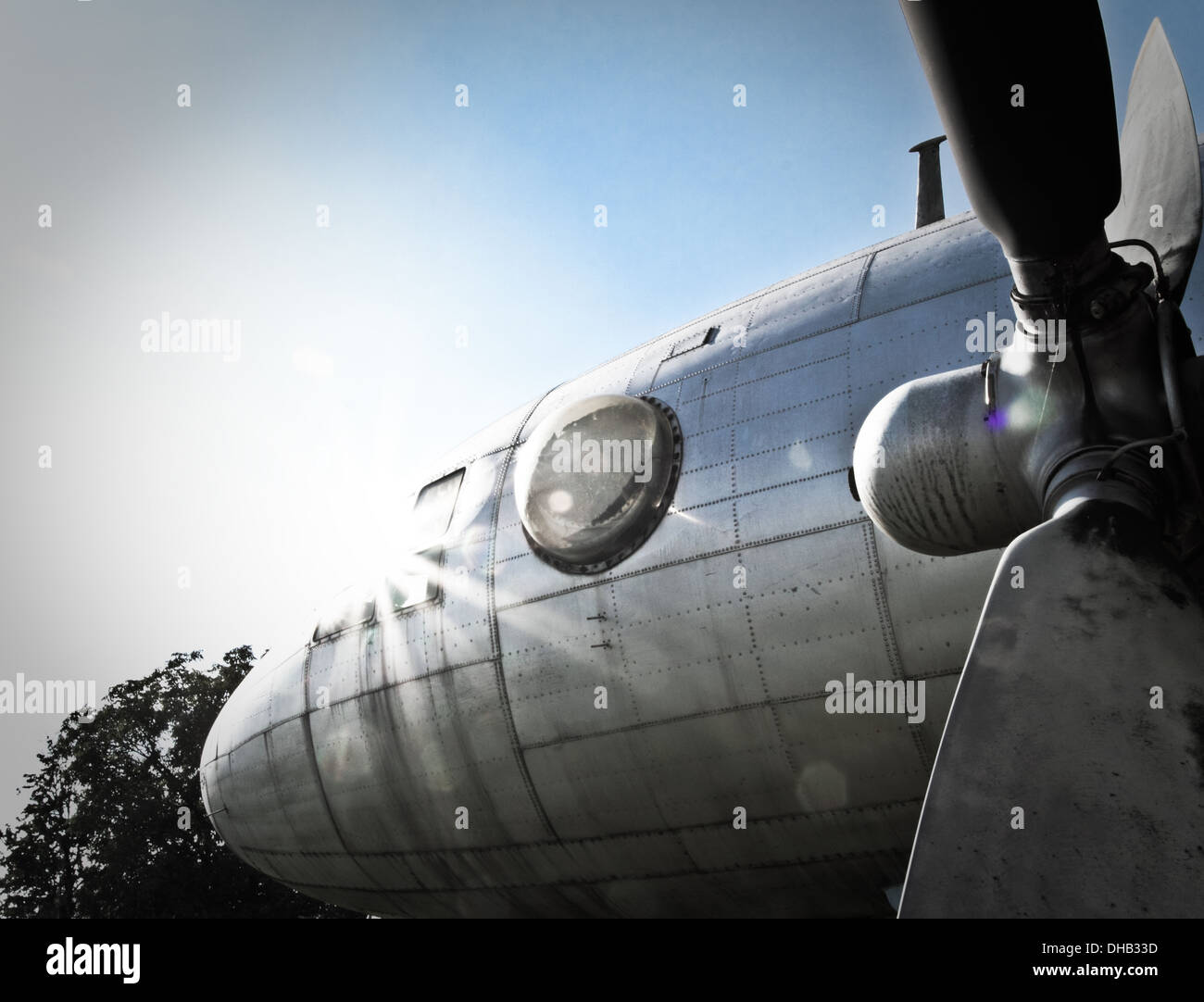Engine and propeller closeup from retro airplane Stock Photo - Alamy