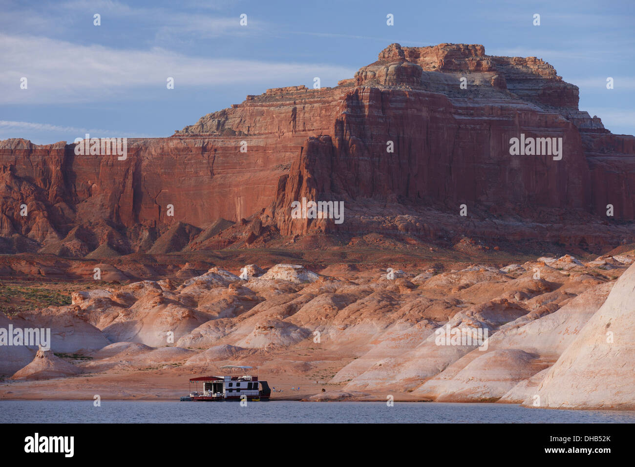 Houseboats on Lake Powell, Glen Canyon National Recreation Area, Page