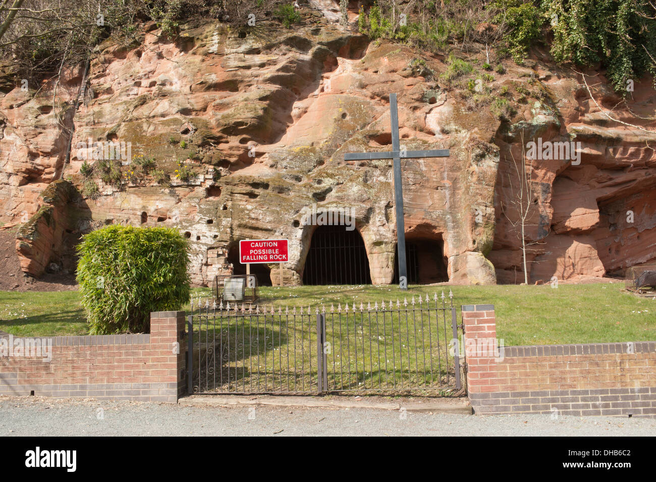 Civil War caves in Bridgnorth. Lavington's Hole Stock Photo 62326770