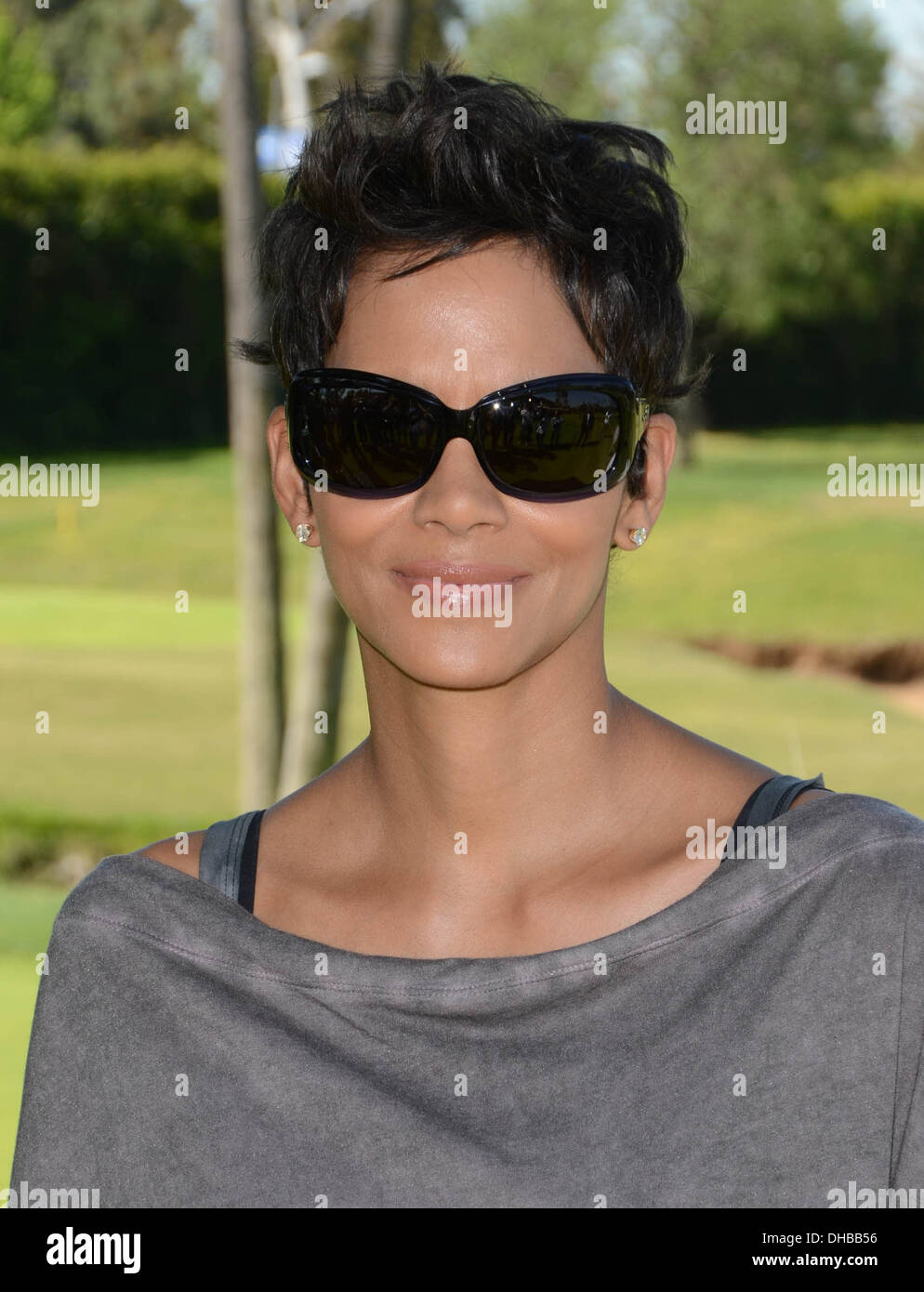 halle-berry-4th-annual-halle-berry-celebrity-golf-classic-held-at-DHBB56.jpg
