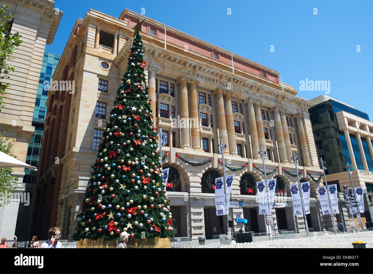 Large christmas tree hires stock photography and images Alamy