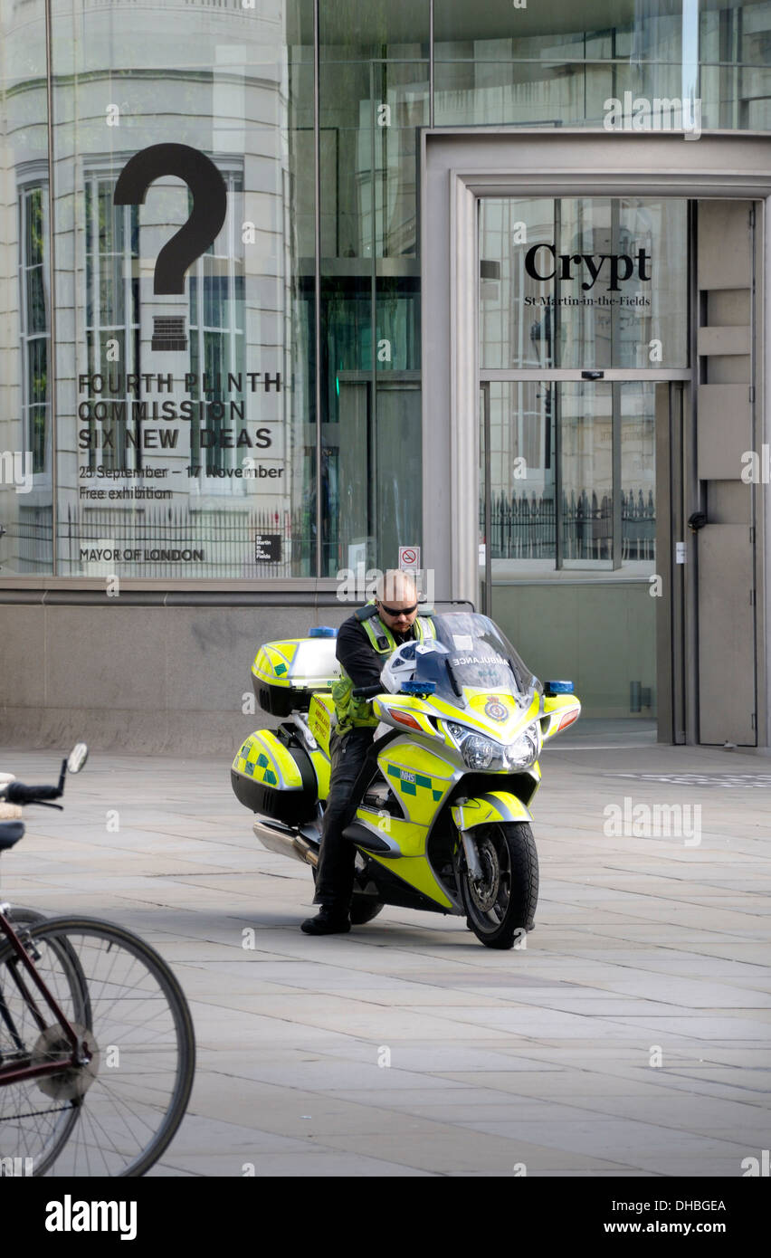 London, England, UK. Emergency response motorbike of the London Ambulance Service - 'Motorcycle responders' Stock Photo