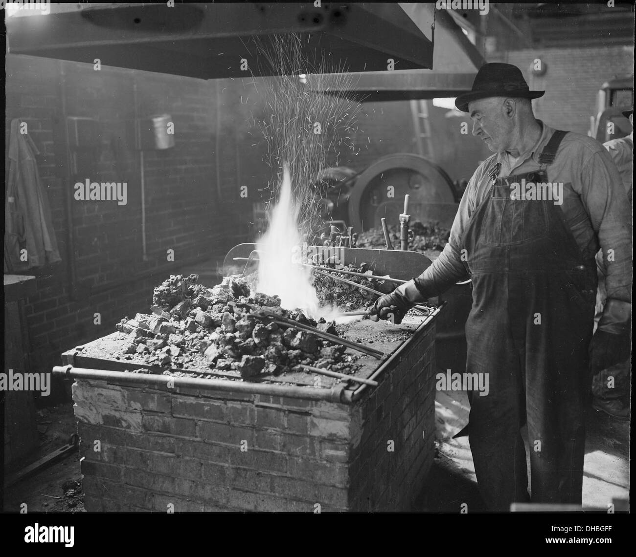 Blacksmith and his forge. The Pocahontas Corporation, Mines 33-34, Bishop, Tazewell County, Virginia. 541077 Stock Photo
