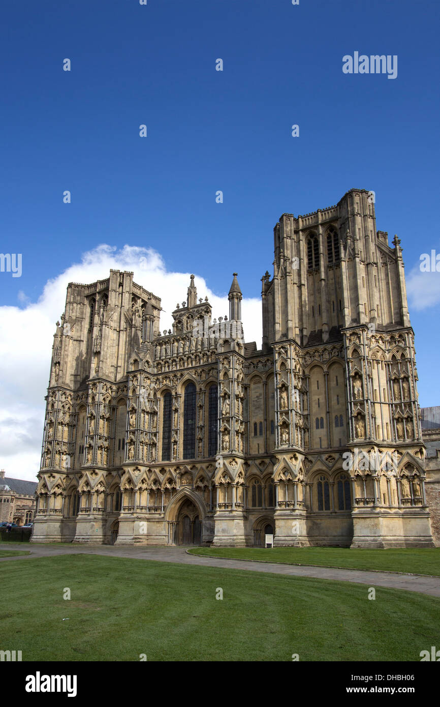 Gothic Wells Cathedral High Resolution Stock Photography and Images - Alamy