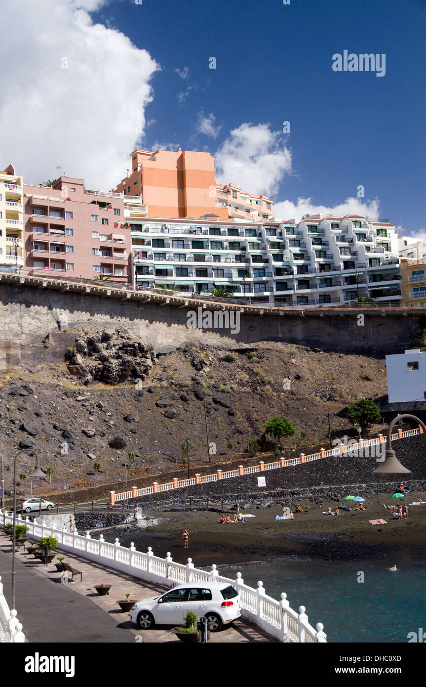 Road built into cliff, Puerto De Santiago, Tenerife, Canry Islands, Spain. Stock Photo