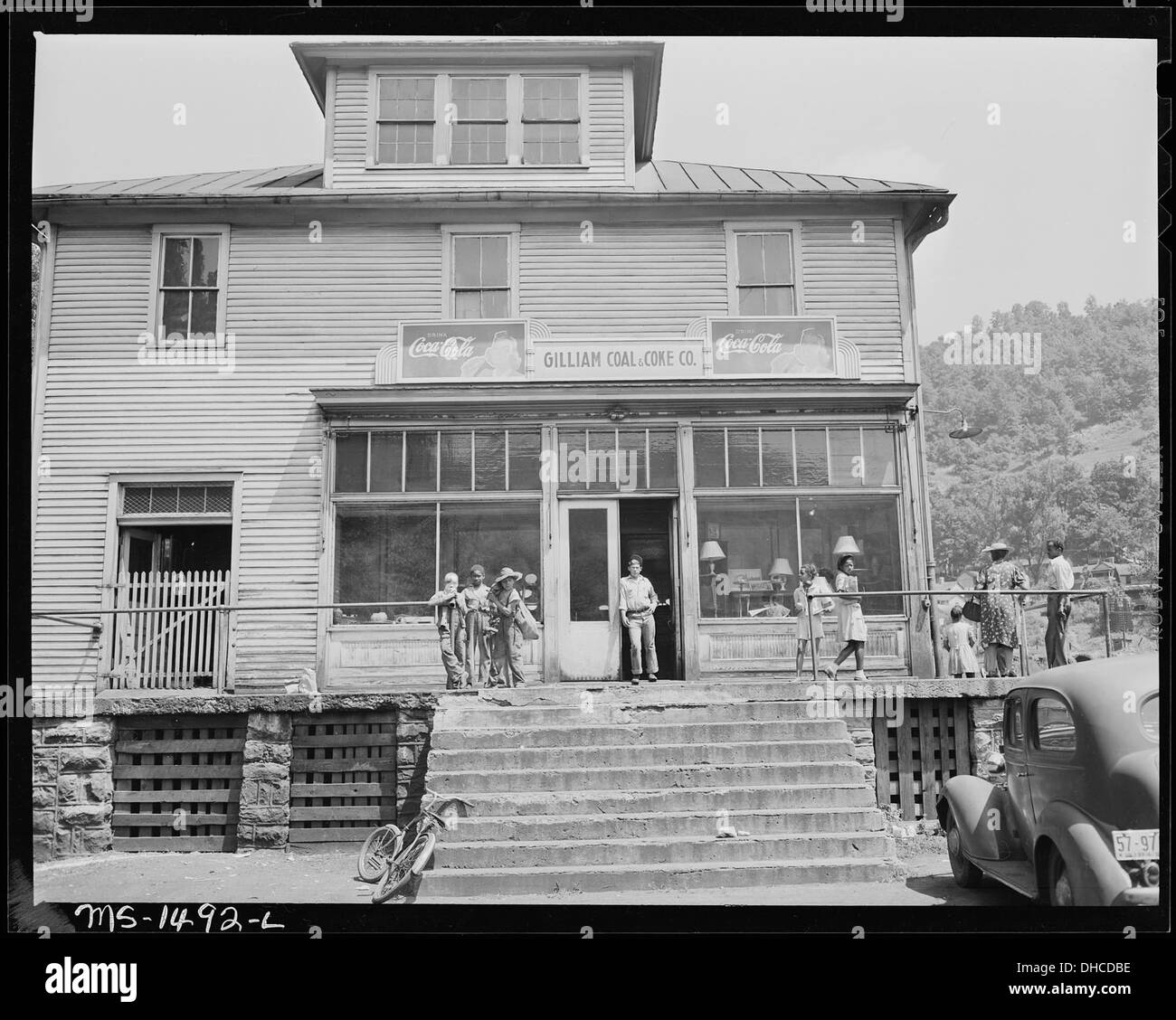 Primary store Black and White Stock Photos & Images - Alamy