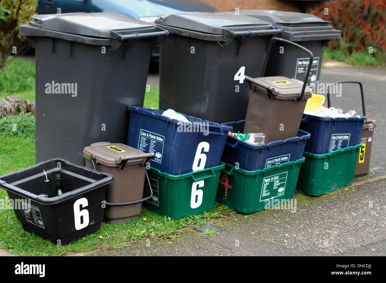 Rubbish bins hires stock photography and images Alamy