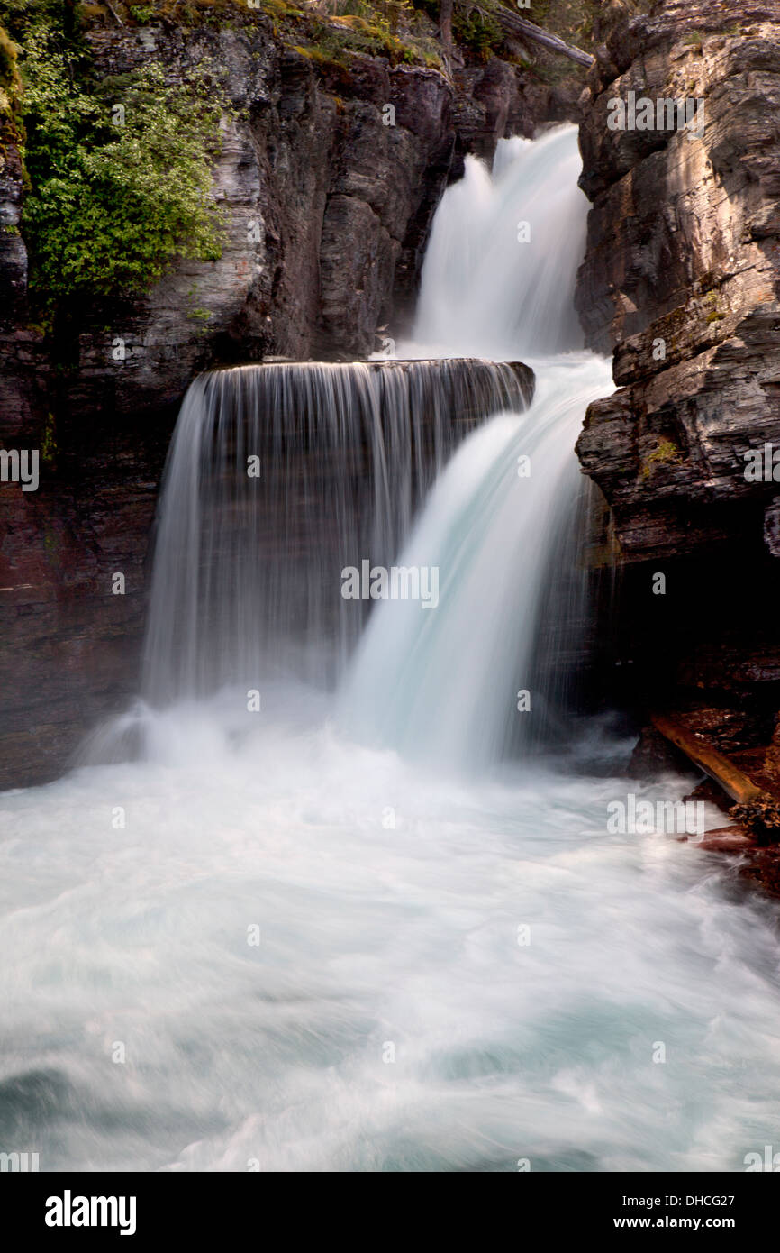 St mary falls glacier national park hi-res stock photography and images ...