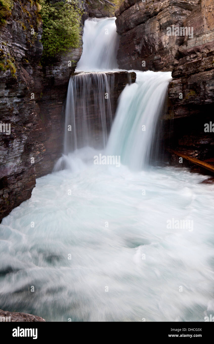 St mary falls glacier national park hi-res stock photography and images ...