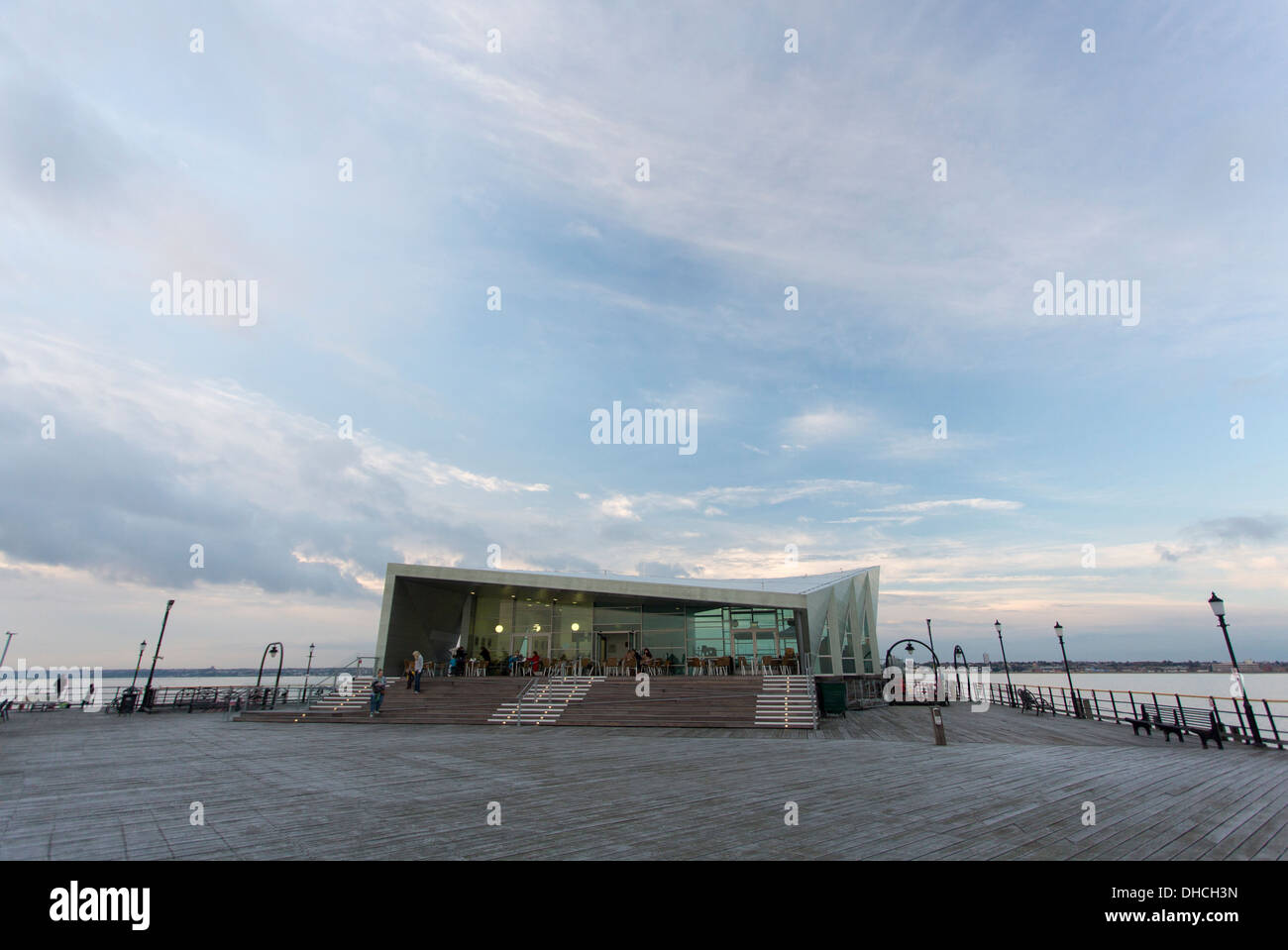 12/10/2013 Royal Pavilion at the end of Southend pier. Stock Photo
