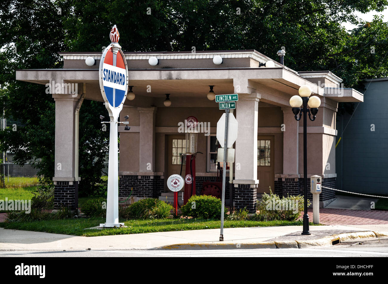 The restored historic 1918 Standard Oil gas station in Rochelle, Illinois is a landmark on the Lincoln Highway Stock Photo