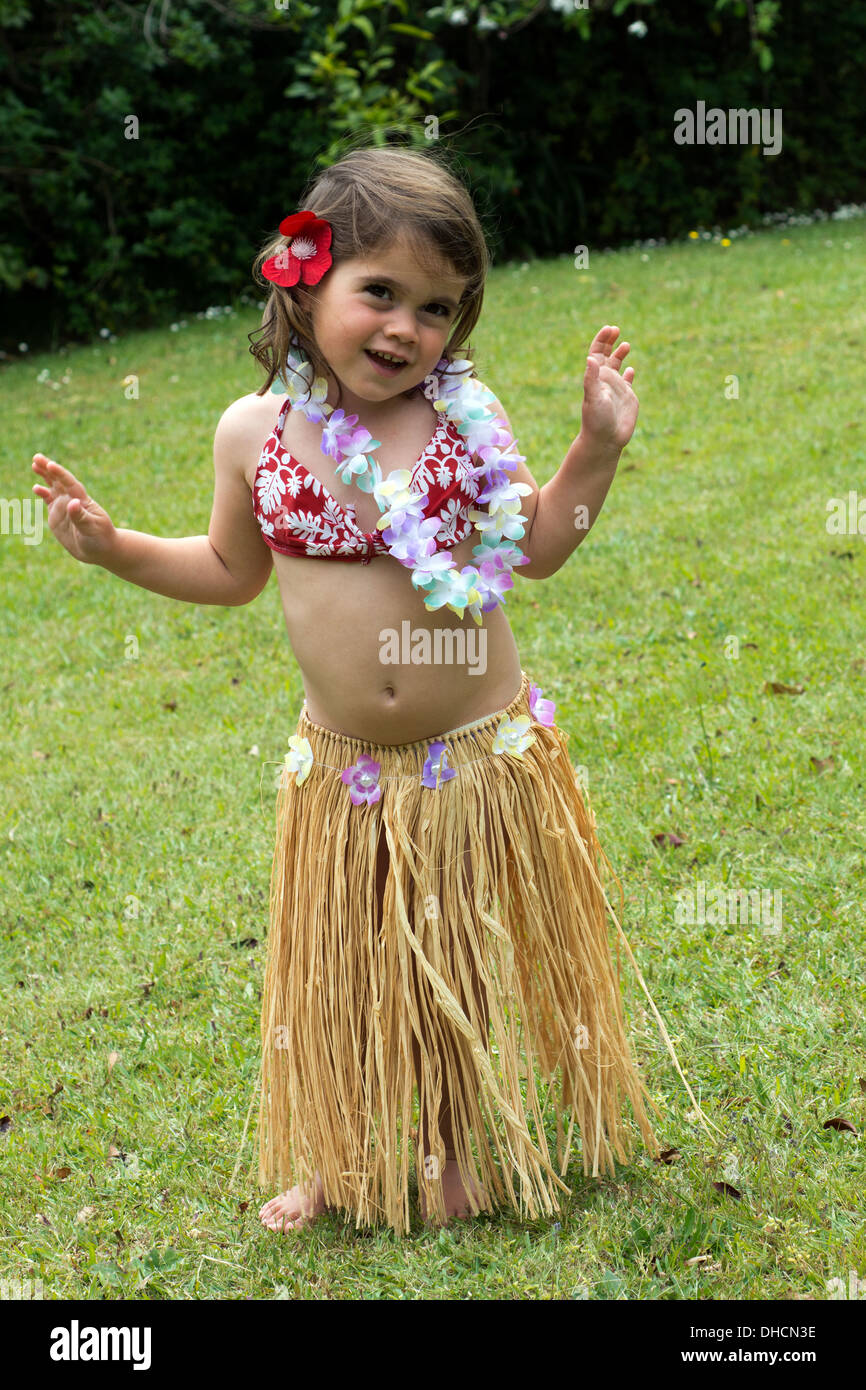 hawaiian girl clothes