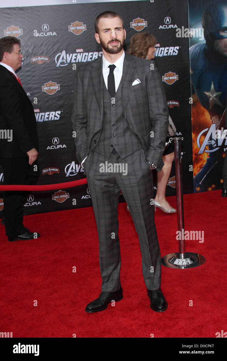 chris evans avengers premiere