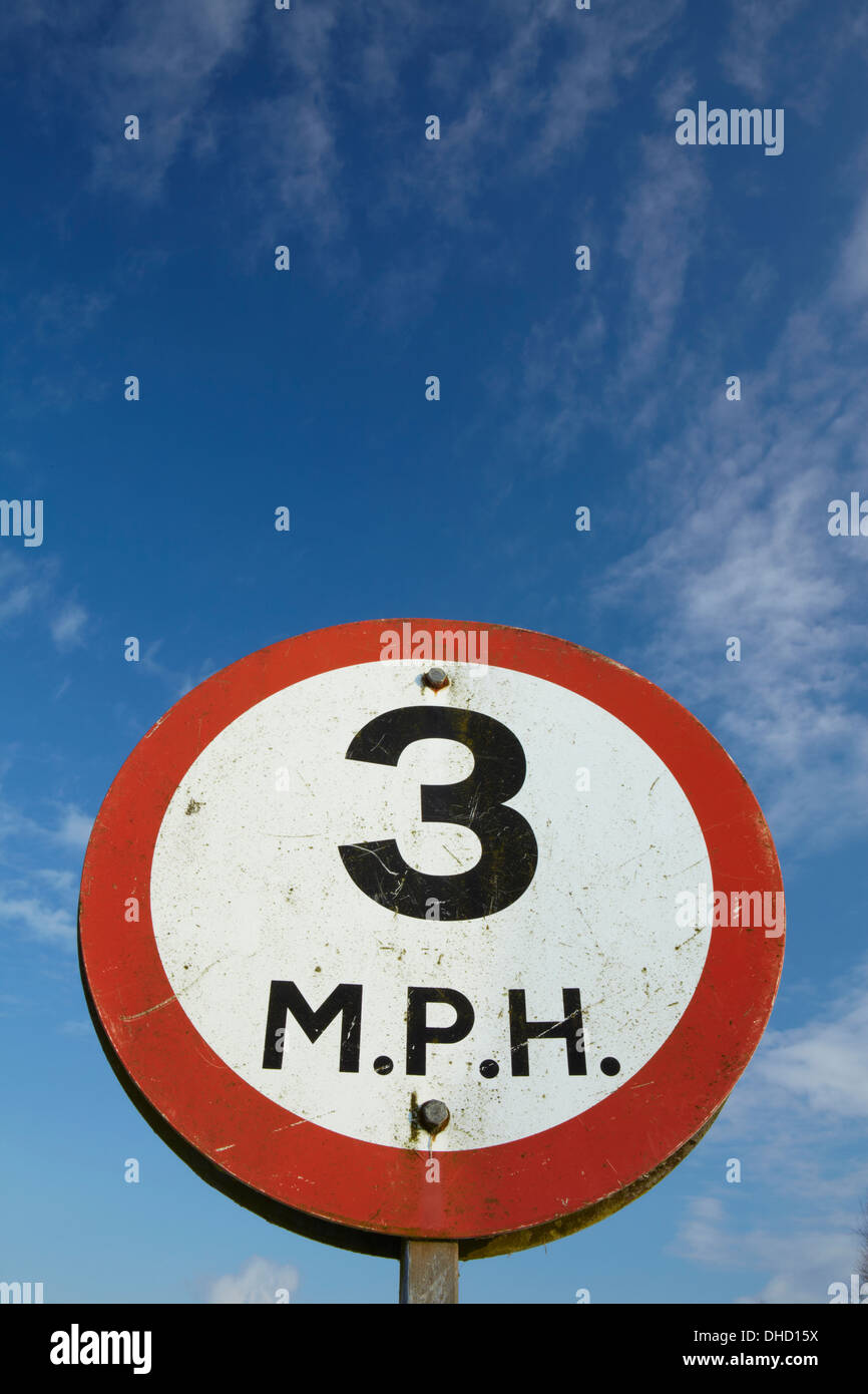 Speed limit for boats hires stock photography and images Alamy