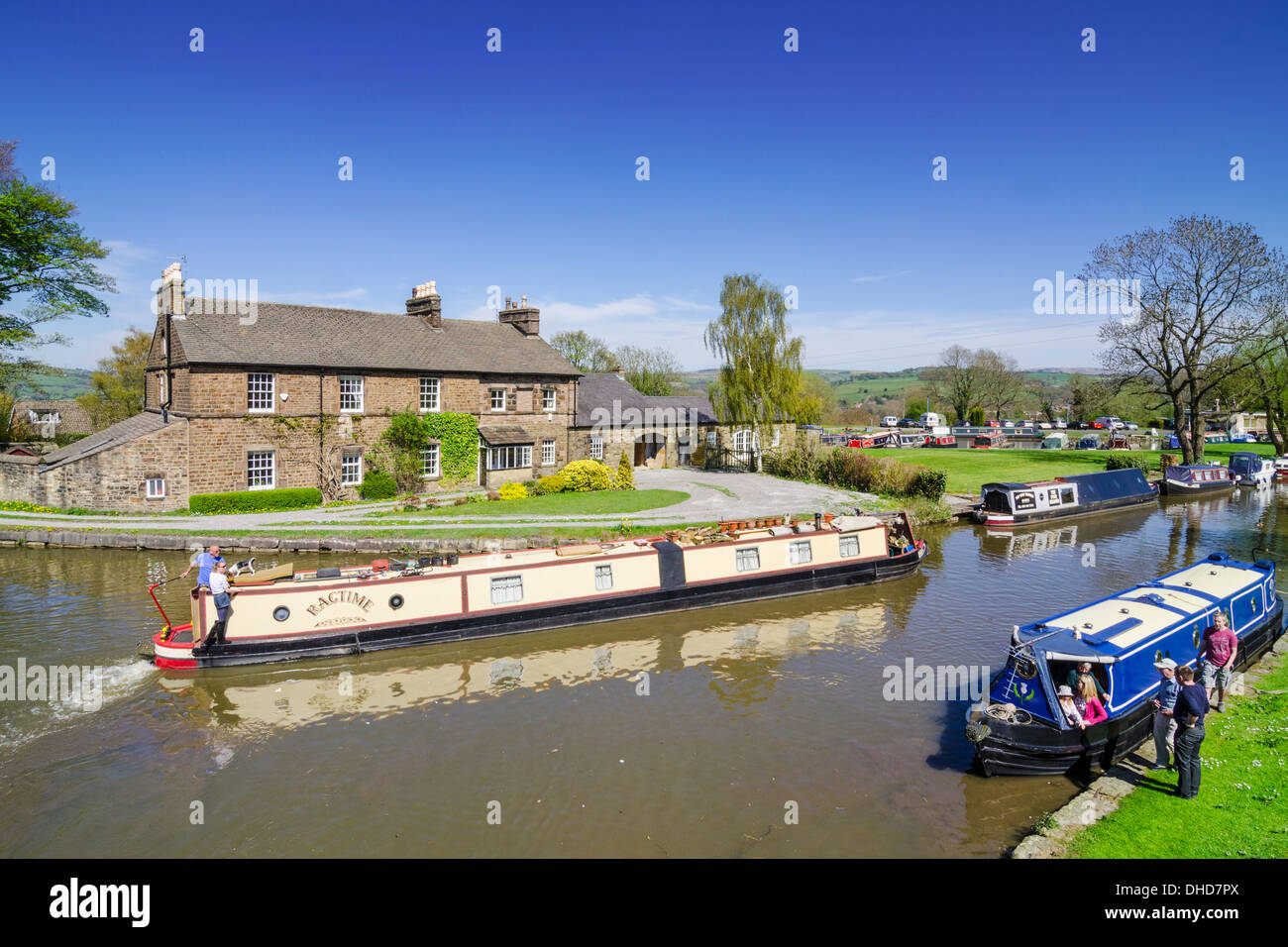 Narrowboats at the junction of the Macclesfield Canal and Peak Forest Canal, Marple, Greater Manchester, England Stock Photo