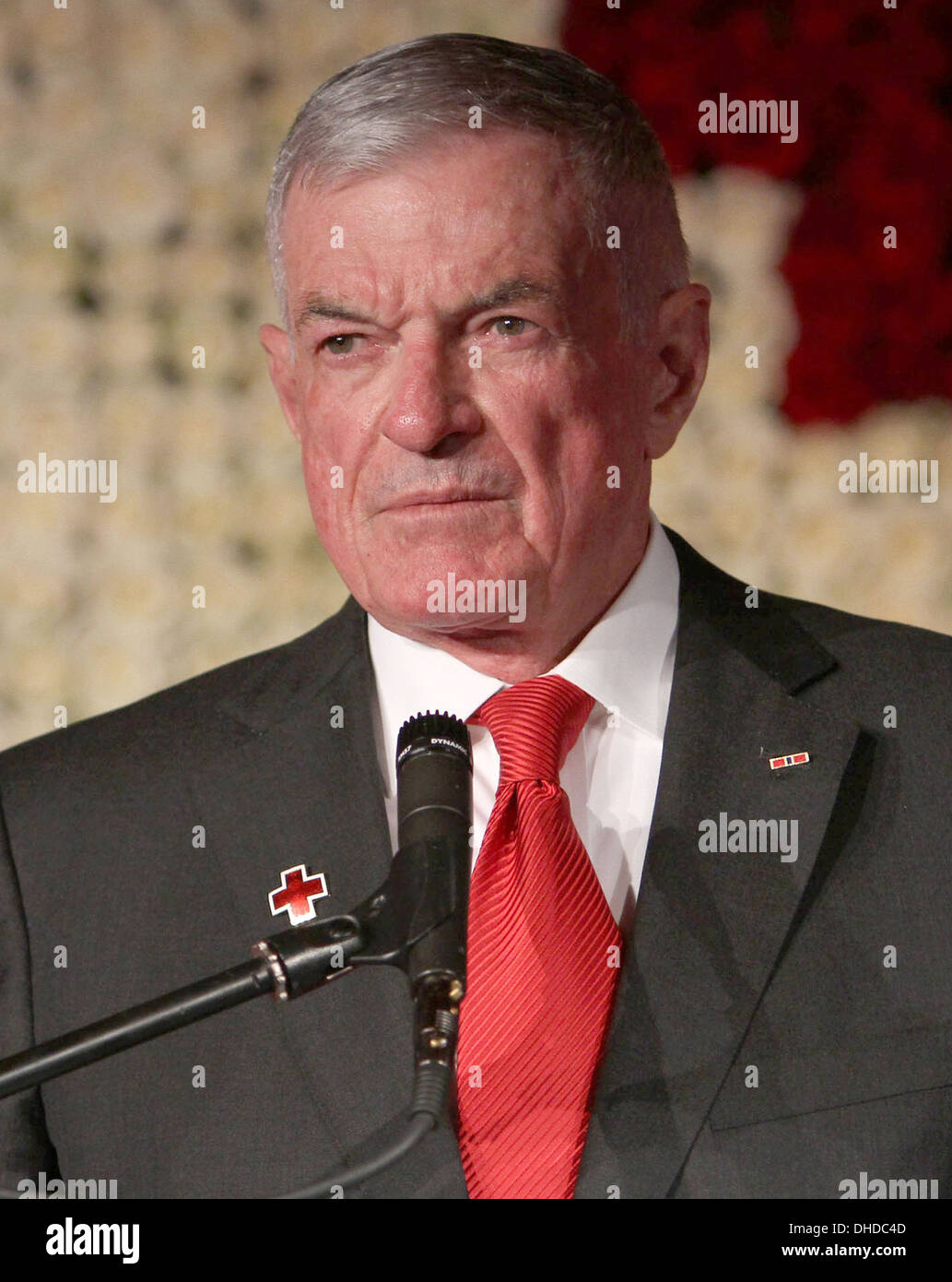 Dr Timothy Miller American Red Cross Annual Red Tie Affair Held At Dr Timothy Miller American Red Cross Annual Red Tie Affair Held At