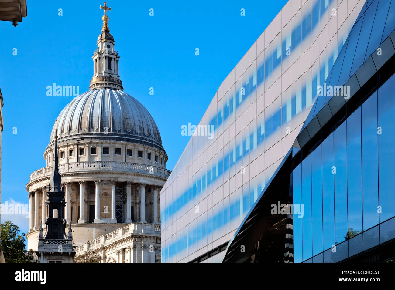 St Paul's Cathedral and One New Change Shopping Centre, London, England Stock Photo