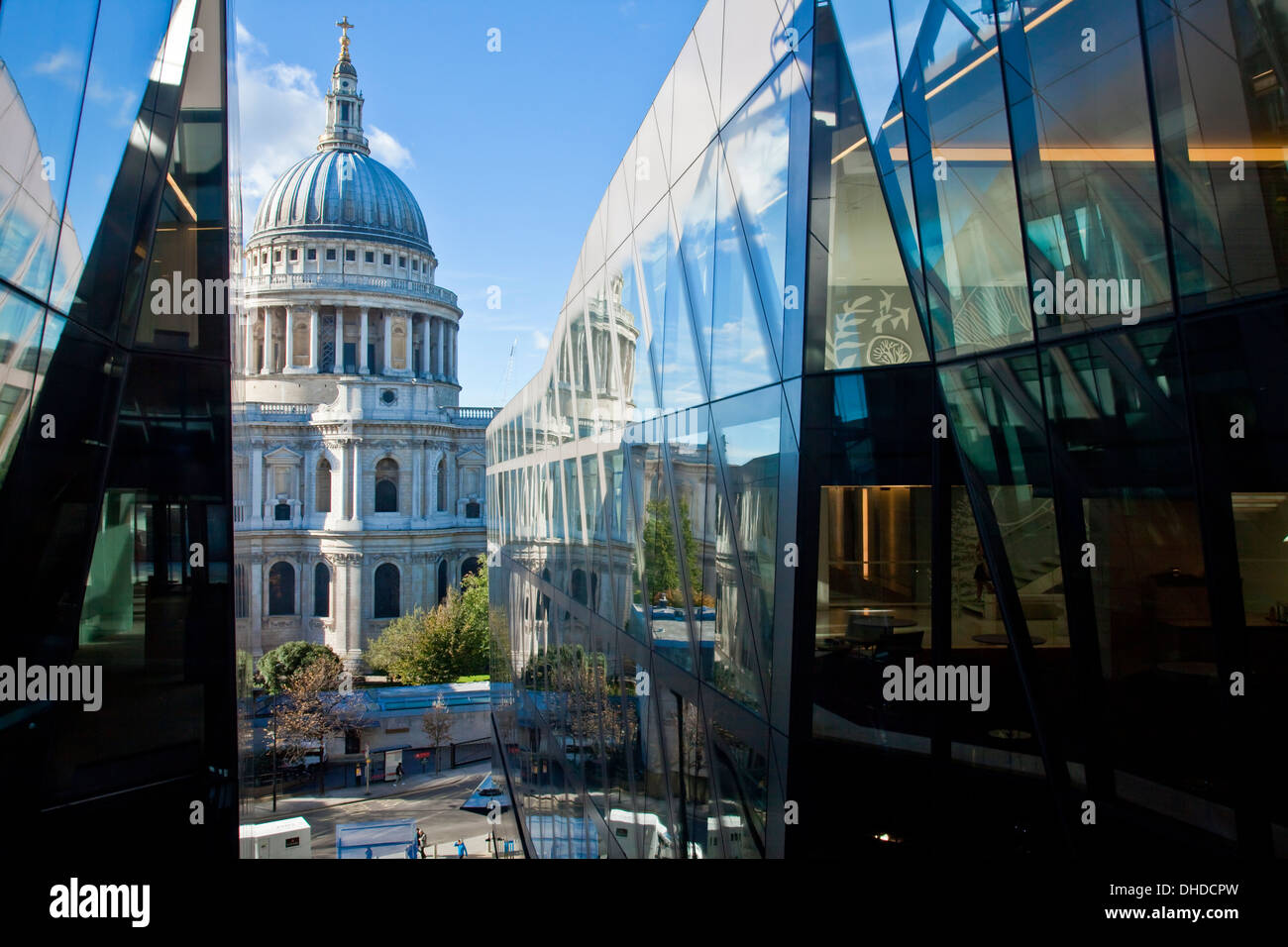 St Paul's Cathedral and One New Change Shopping Centre, London, England Stock Photo