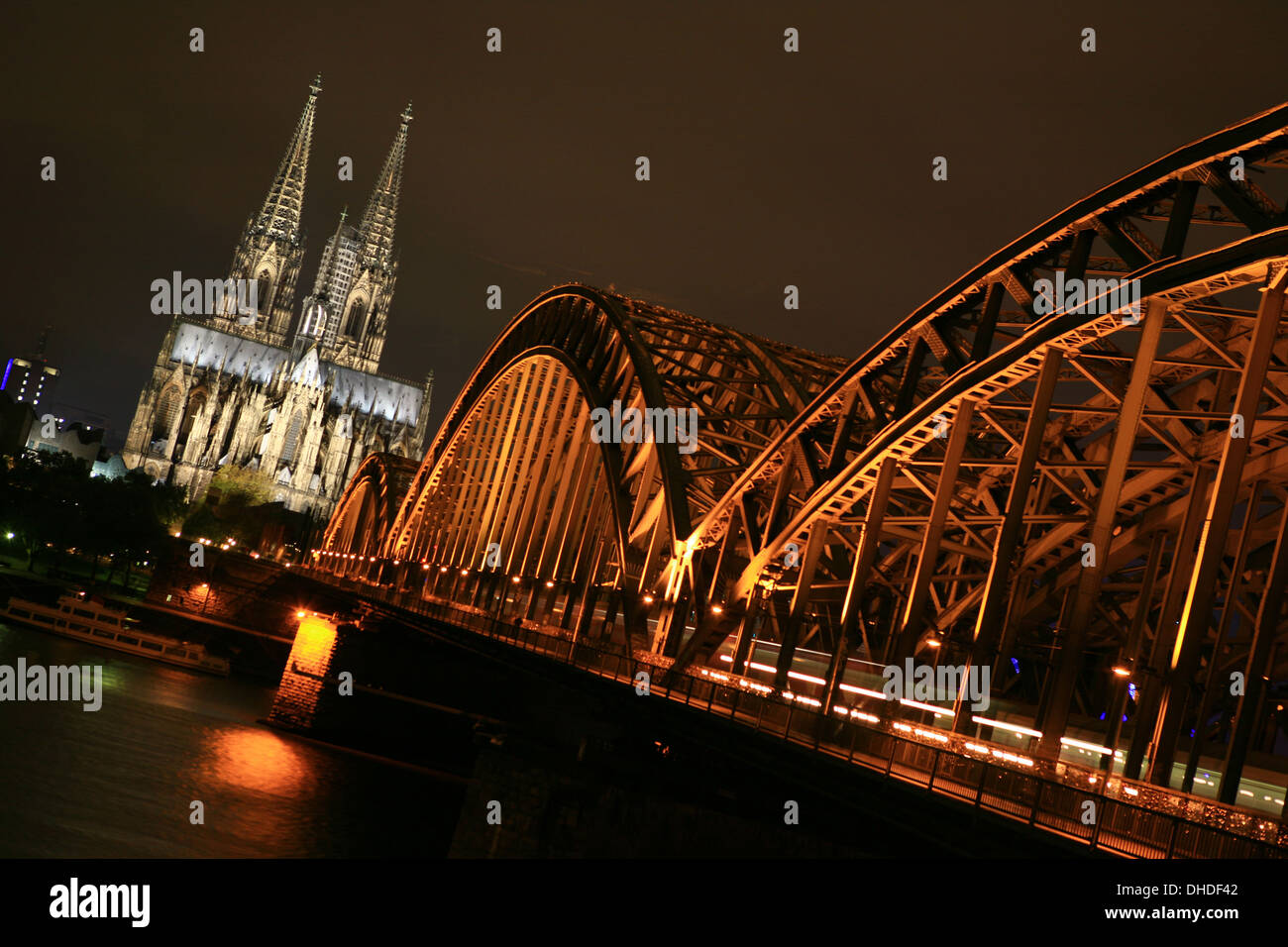 Cologne Cathedral at night Stock Photo - Alamy