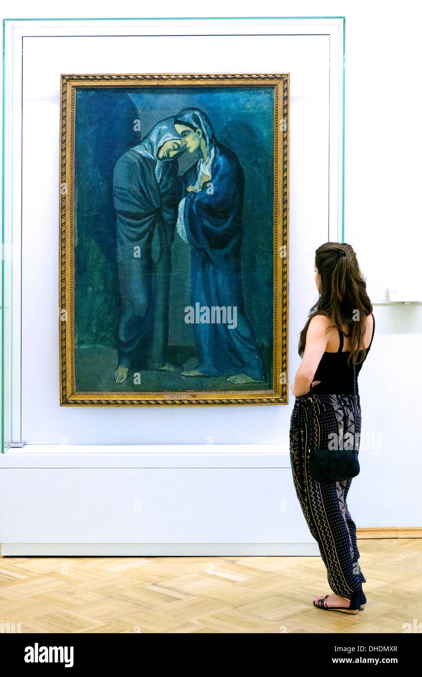 Two Sisters, the Visit, by Pablo Picasso painted 1902, State Hermitage  Museum, St. Petersburg, Russia, Europe Stock Photo - Alamy