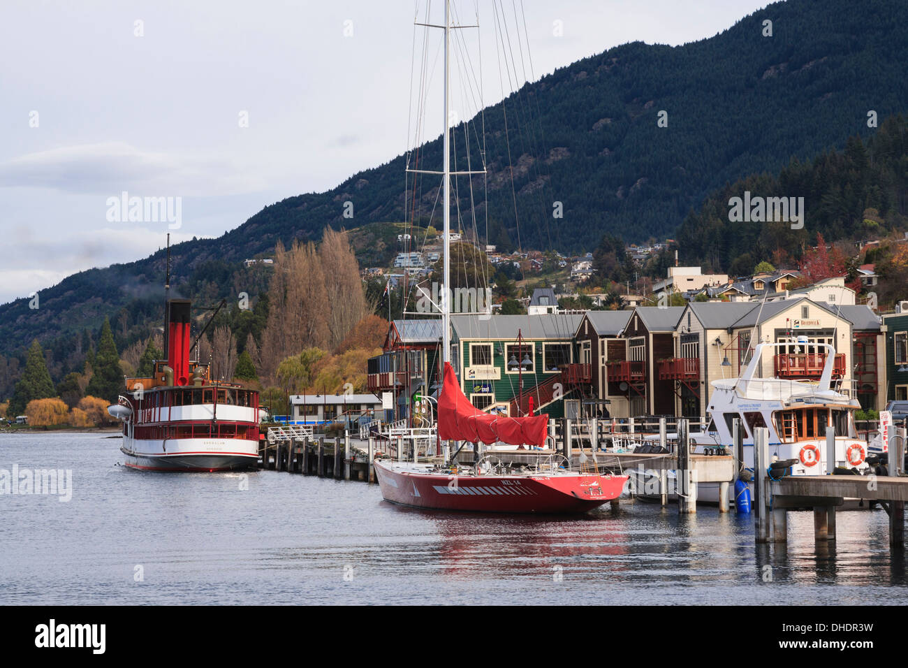 Queenstown steamboat hires stock photography and images Alamy